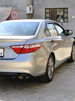 تۆیۆتا کامری